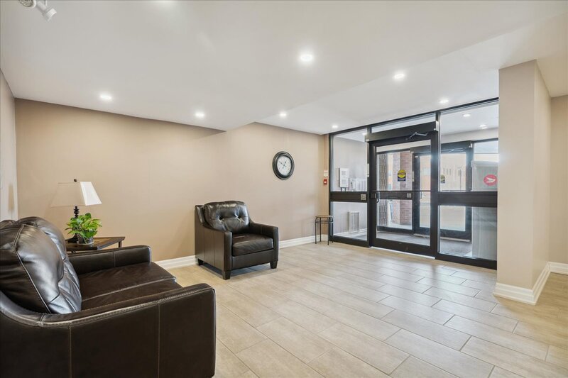 #602-99 Donn Ave.
